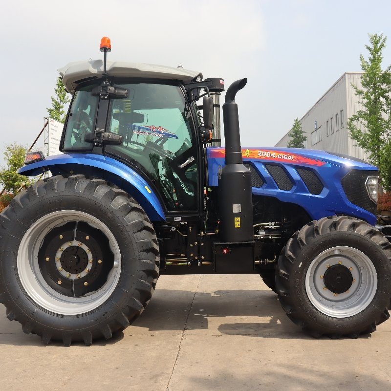 Legend Traktor 4WD Wheel Tractor New Condition Agriculture Diesel Tractor with YTO Engine 540/1000