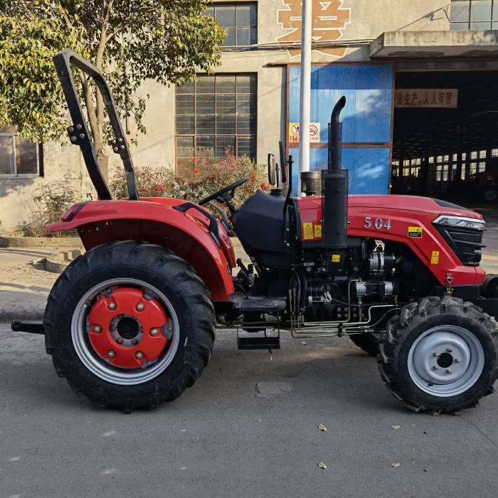 Small Garden Mini Tractor 4WD 50HP QLN-504 Tractor Equipment Agricultural 4X4 Tractors With Front End Loaders in Australia