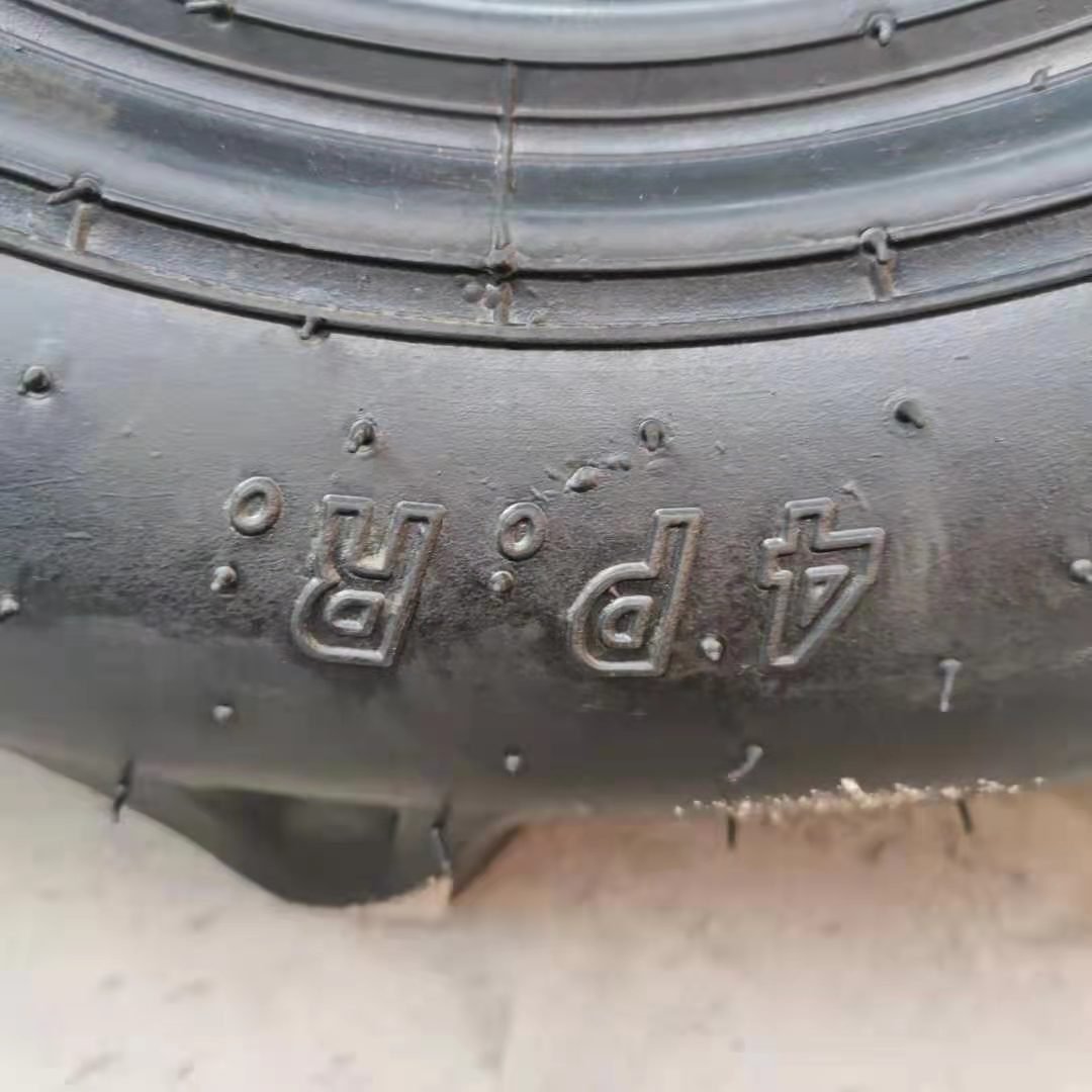 Grader Tyres 17x8.00-8 Farm Lawn Agricultural Tire 13.6-36 650/65r42 16.5/85-28tractor Tyres