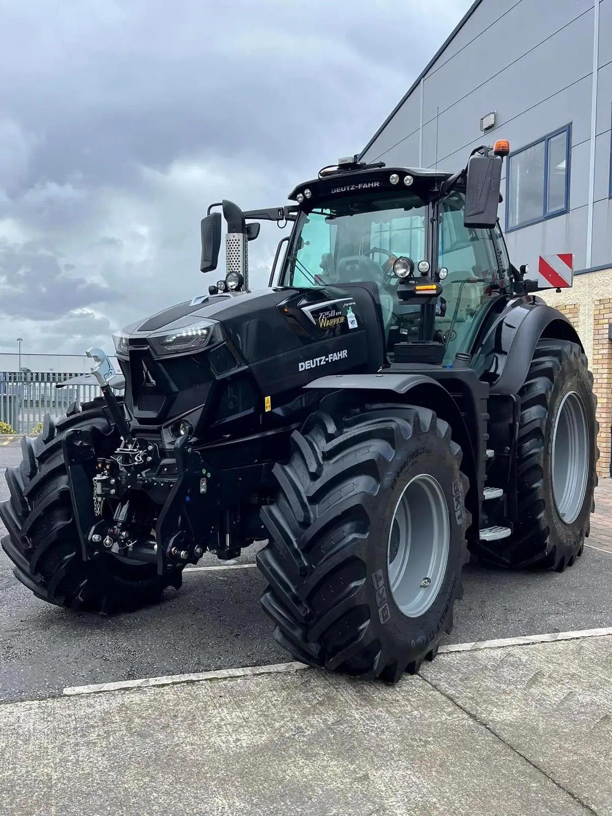 Agricultural Farm Deutz Fahr 7250 Tractor for Sale Very Nice Prices