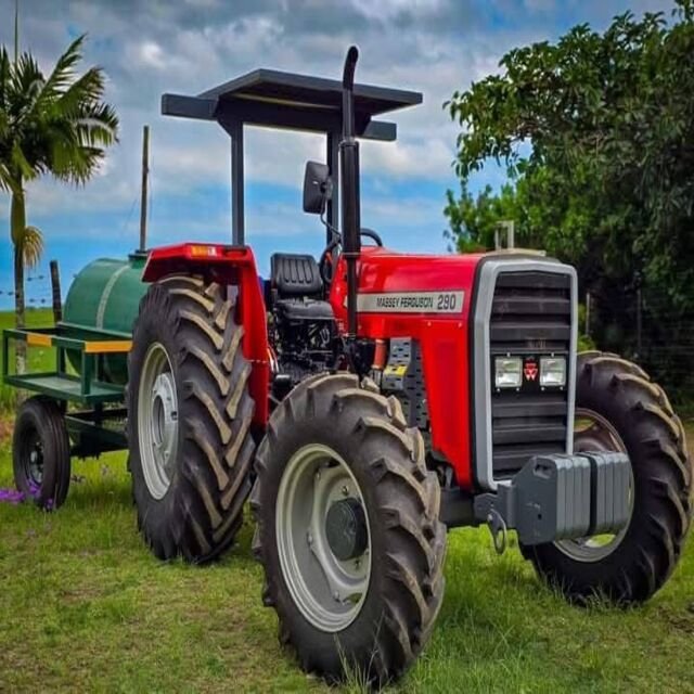High Productivity Diesel-Powered 4WD Farm Wheel Tractor for Agriculture