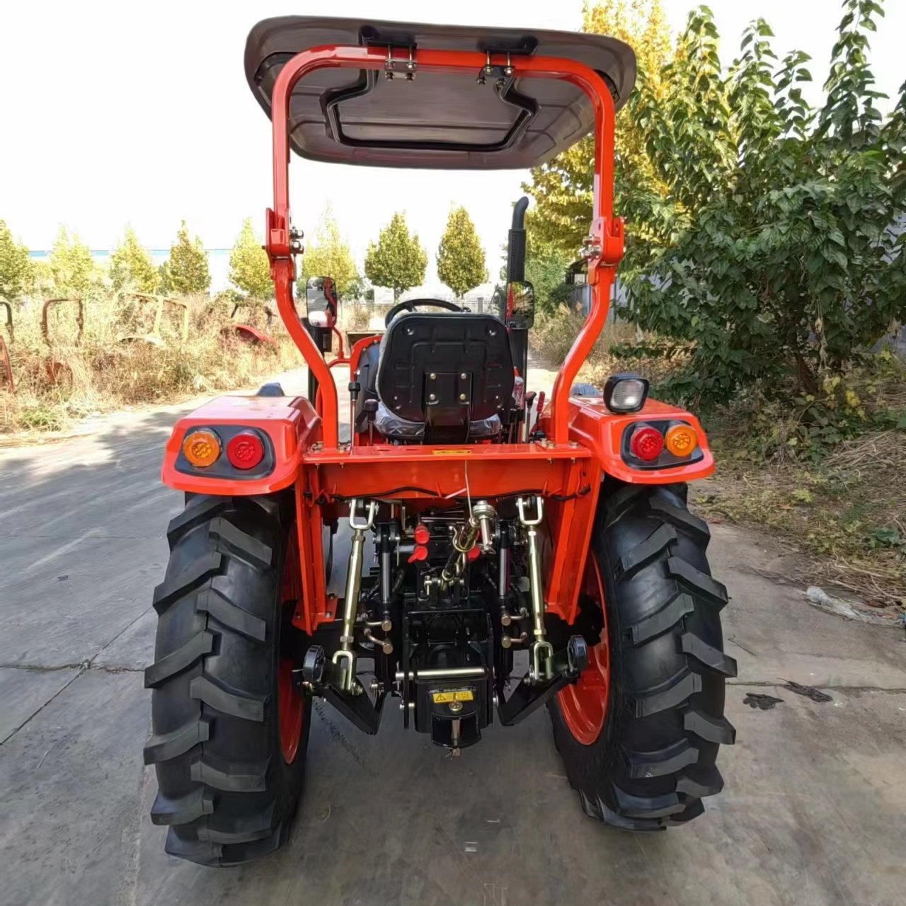Famous Engine Power Rice Field Tire TB904 Double-Sided Rotary Plastic Fuel Tank for Tractors