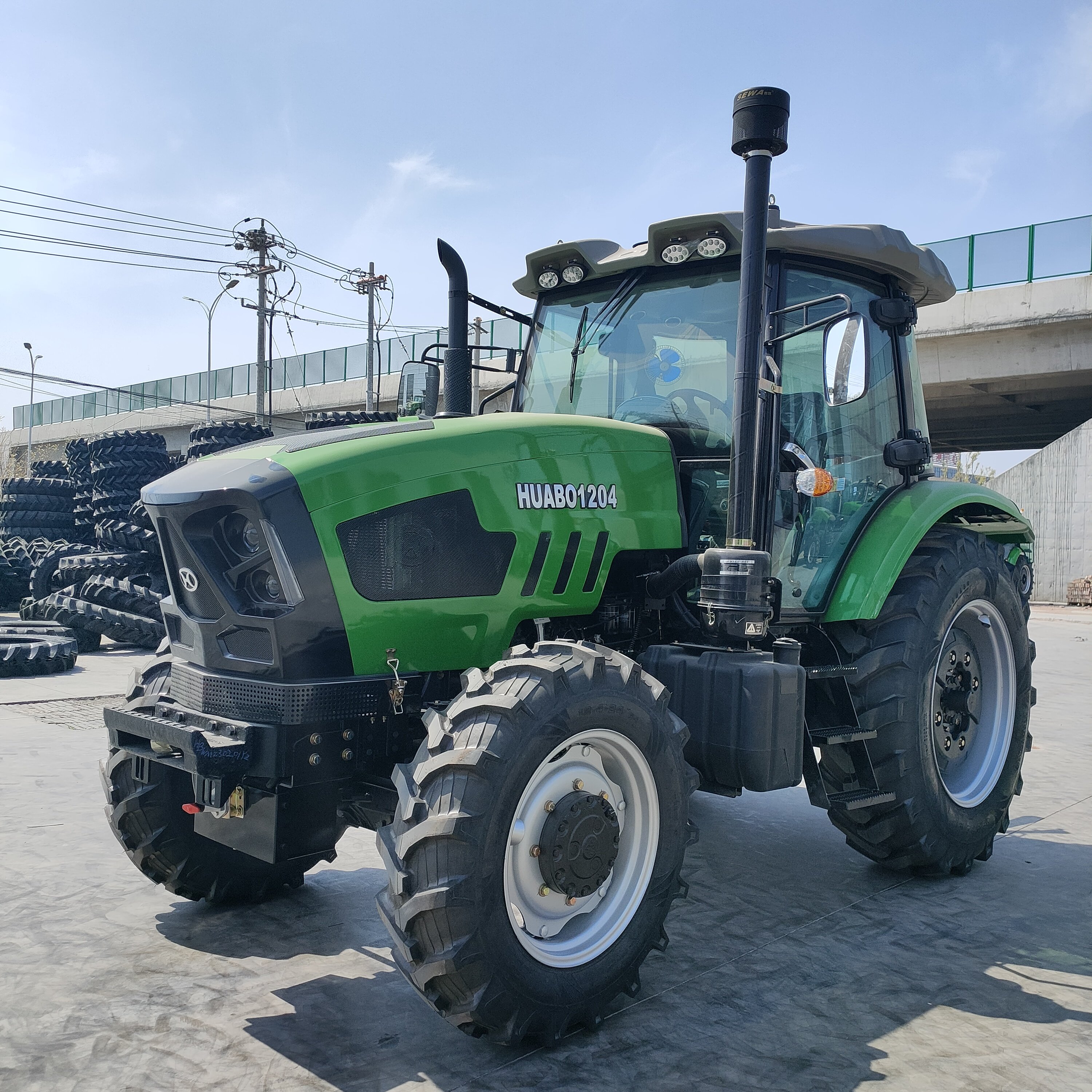 China Cheap 50hp 60hp 70hp 80hp 90hp 100hp 120hp 160hp 180hp 4wd Front End Loader Farm Agricultural Tractor with Front