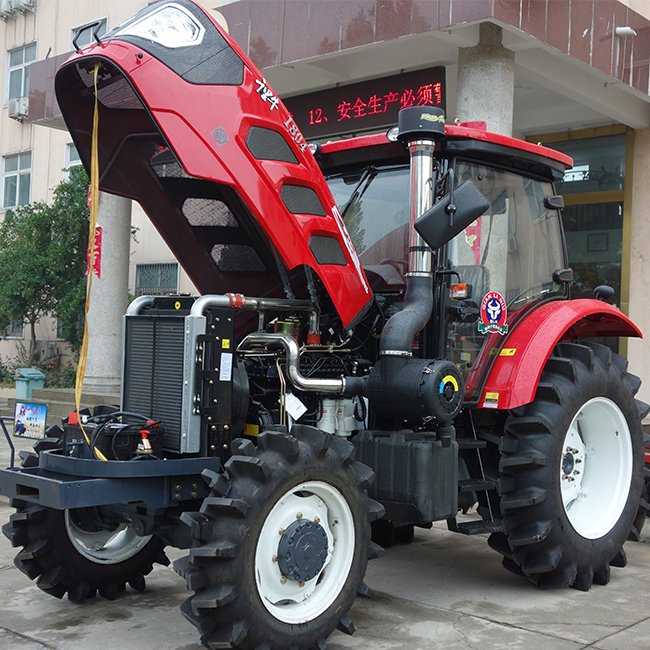 China Hot Selling Farm 180HP 4 Wheel Drive Farming Tractor QLN-1804 Farm Tractor 4X4 Agricultural With Plough in Kazakhstan