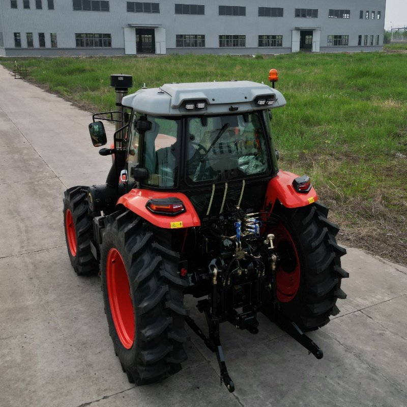 China Tractor High Quality 4WD Agricultural Diesel Tractor Mini or Large Options Available