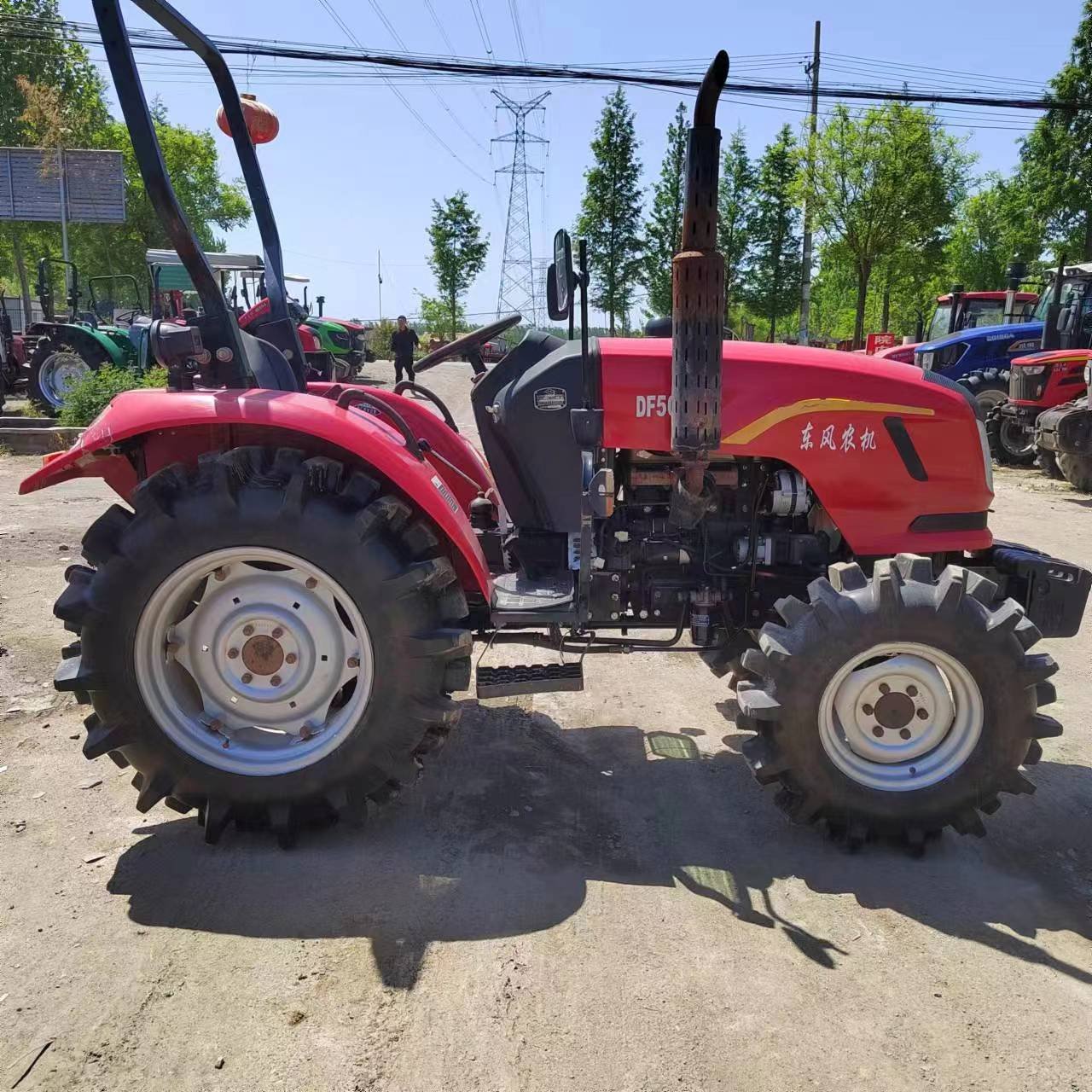 Used Tractors Dongfeng DF504 50hp 4WD Wheel Farm Orchard Compact Tractor Agricultural Machinery Massey Ferguson Tractor