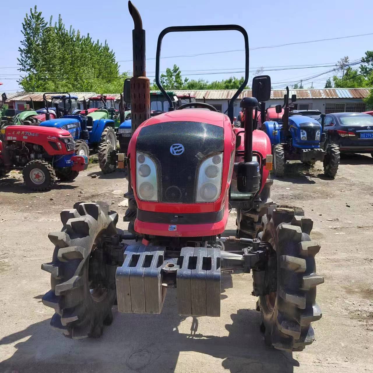 Used Tractors Dongfeng DF504 50hp 4WD Wheel Farm Orchard Compact Tractor Agricultural Machinery Massey Ferguson Tractor