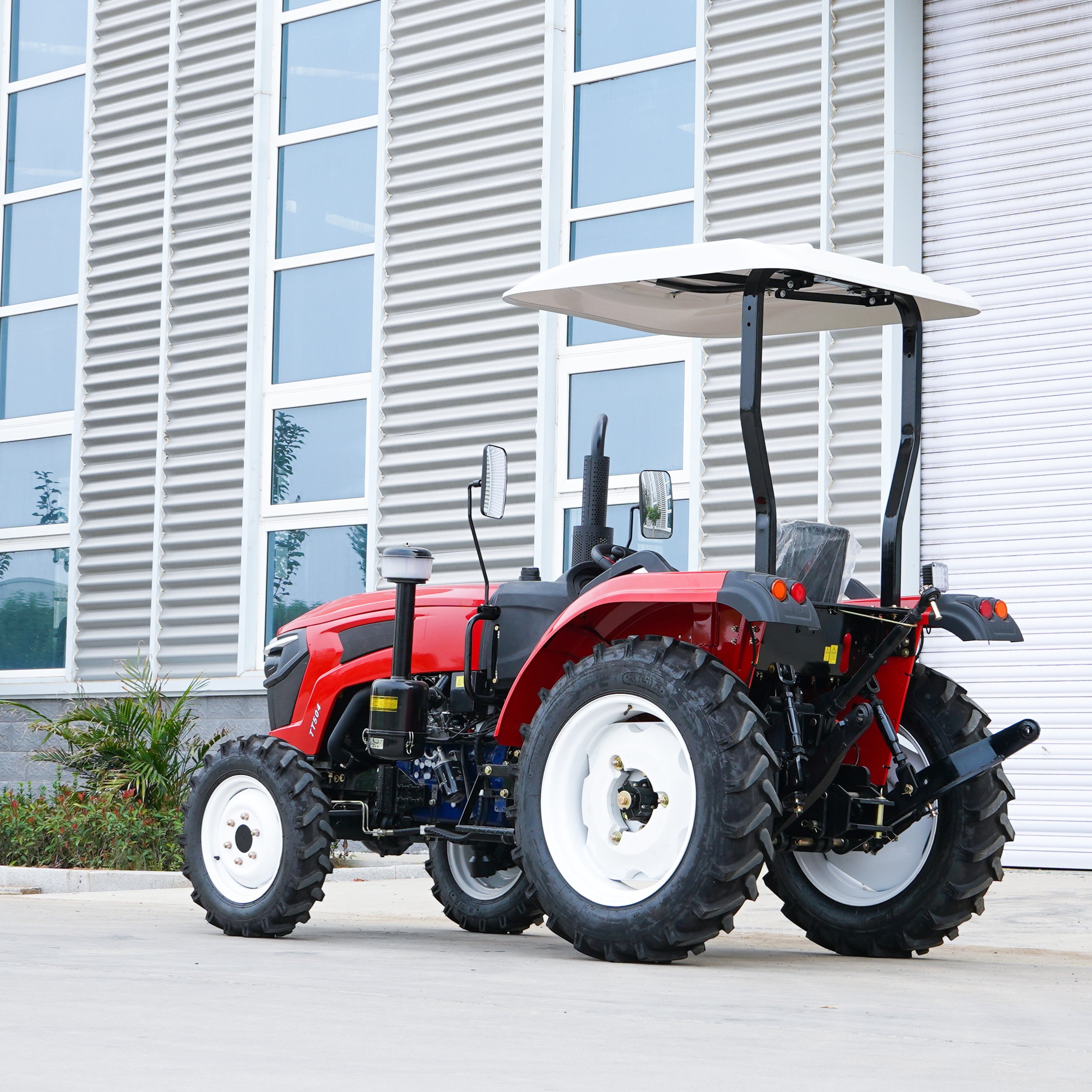 High Performance Compact Tractors for Farm Work Tractor Versatile Backhoe Tractors for Sale