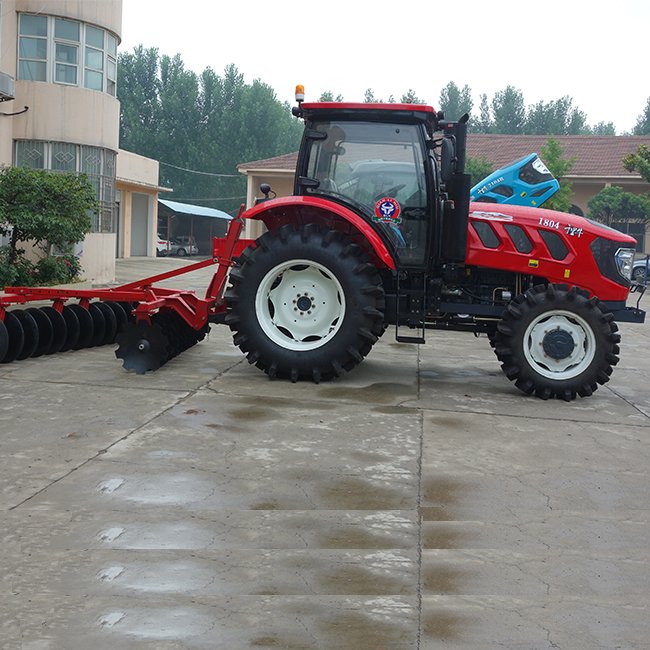 Chinese Large 160 HP Farm 4WD Tractors Machine Agricultural 160HP Wheeled Agriculture Tractor With Cheap Price in Senegal