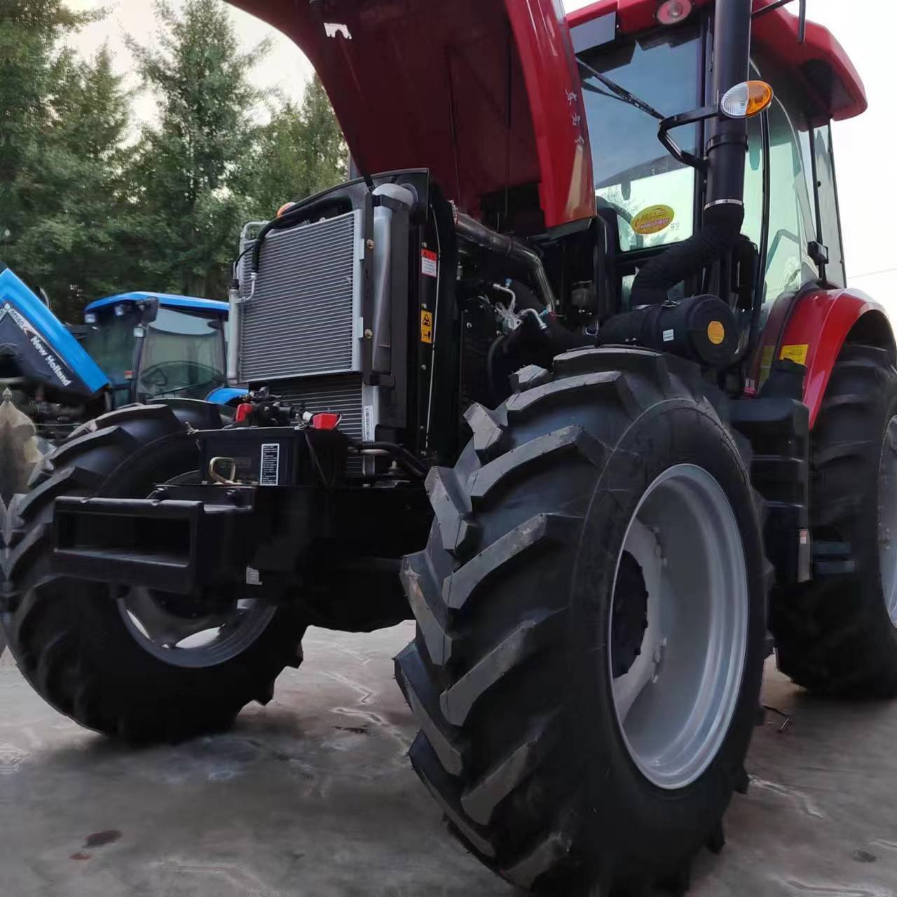 Yto 954 95hp New High Quality 4 WD Farm Tractor With Cabin