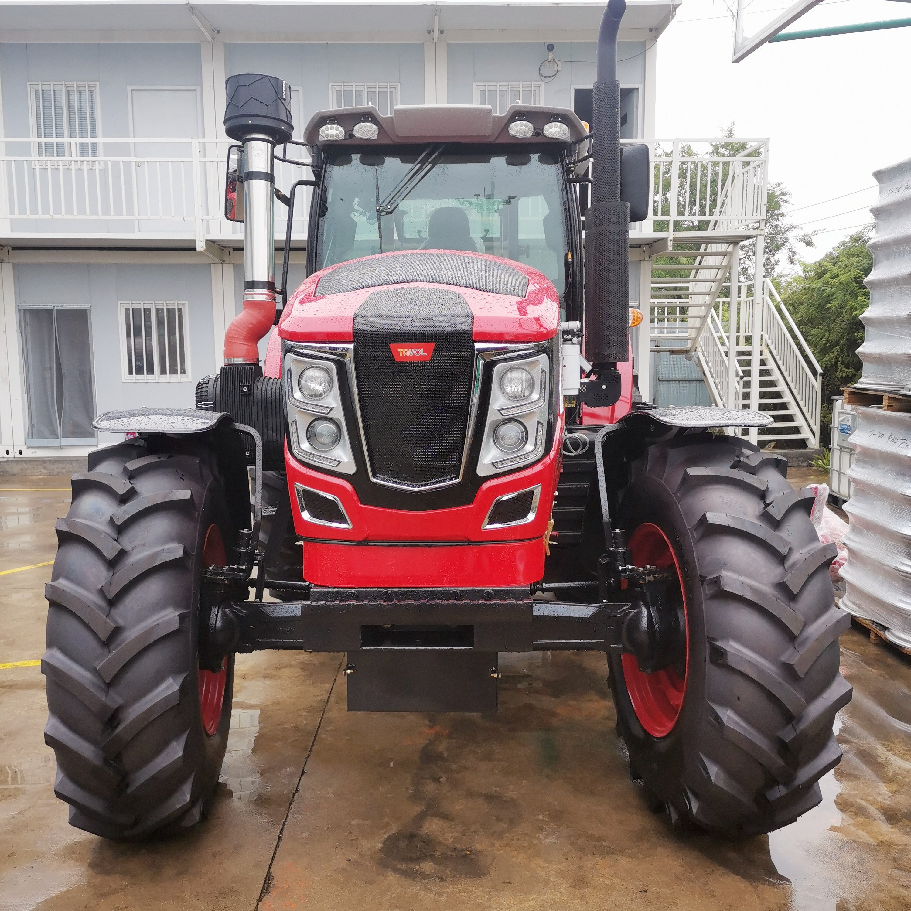Factory Direct Supply 120HP 140HP 150HP 160HP 180HP 200HP 210HP 4WD Tractors Agricultural Farm Tractor