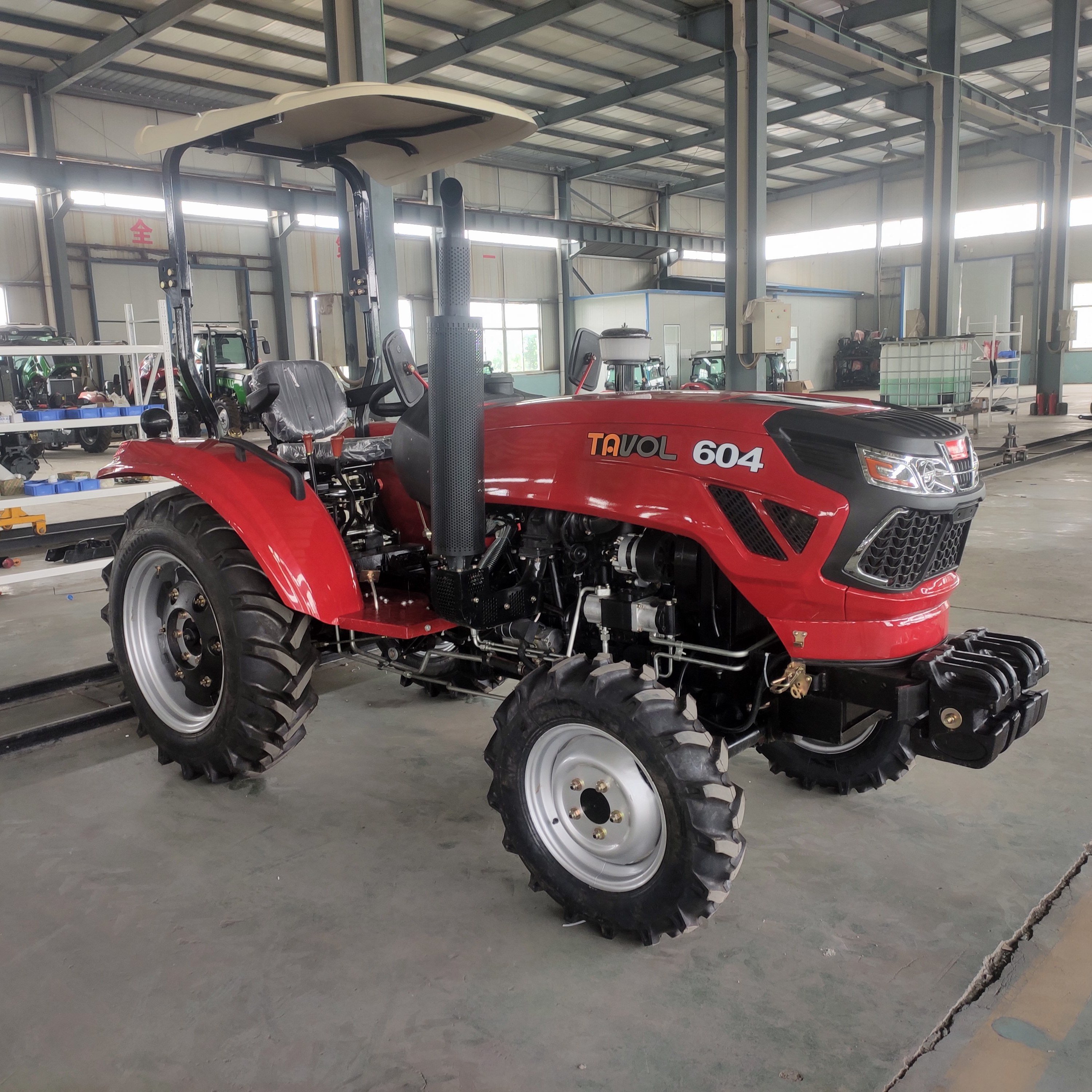 Taian Tractor Supplier Small Wheel Tractor 50hp 60hp 4x4 Sunshade Tractor for Farmer