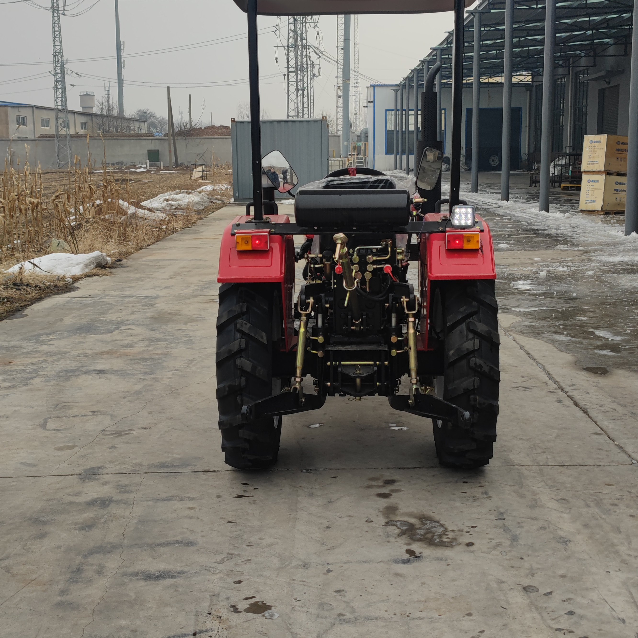 LKK-25 Farm Tractor With Farm Machinery China Machine Agricole 30hp Mini Tractor With Corn Seeding Machine for Sale Farming