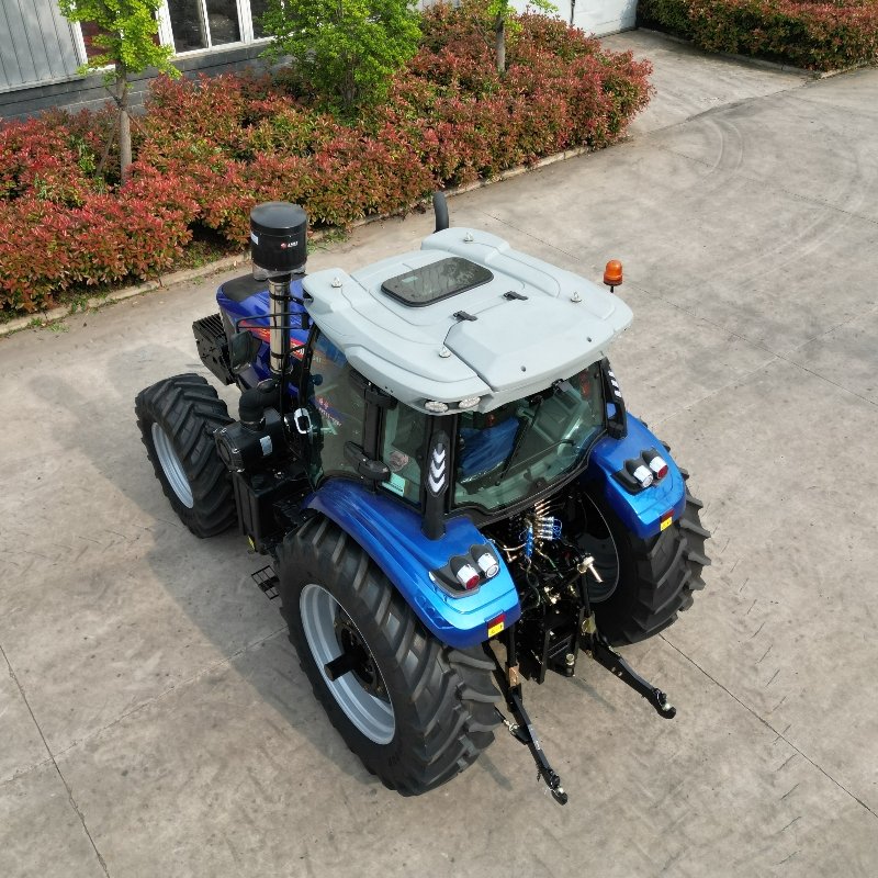 Brand New Legend 260HP 4WD Agricultural Tractor Competitive Price for Manufacturing Plant Use