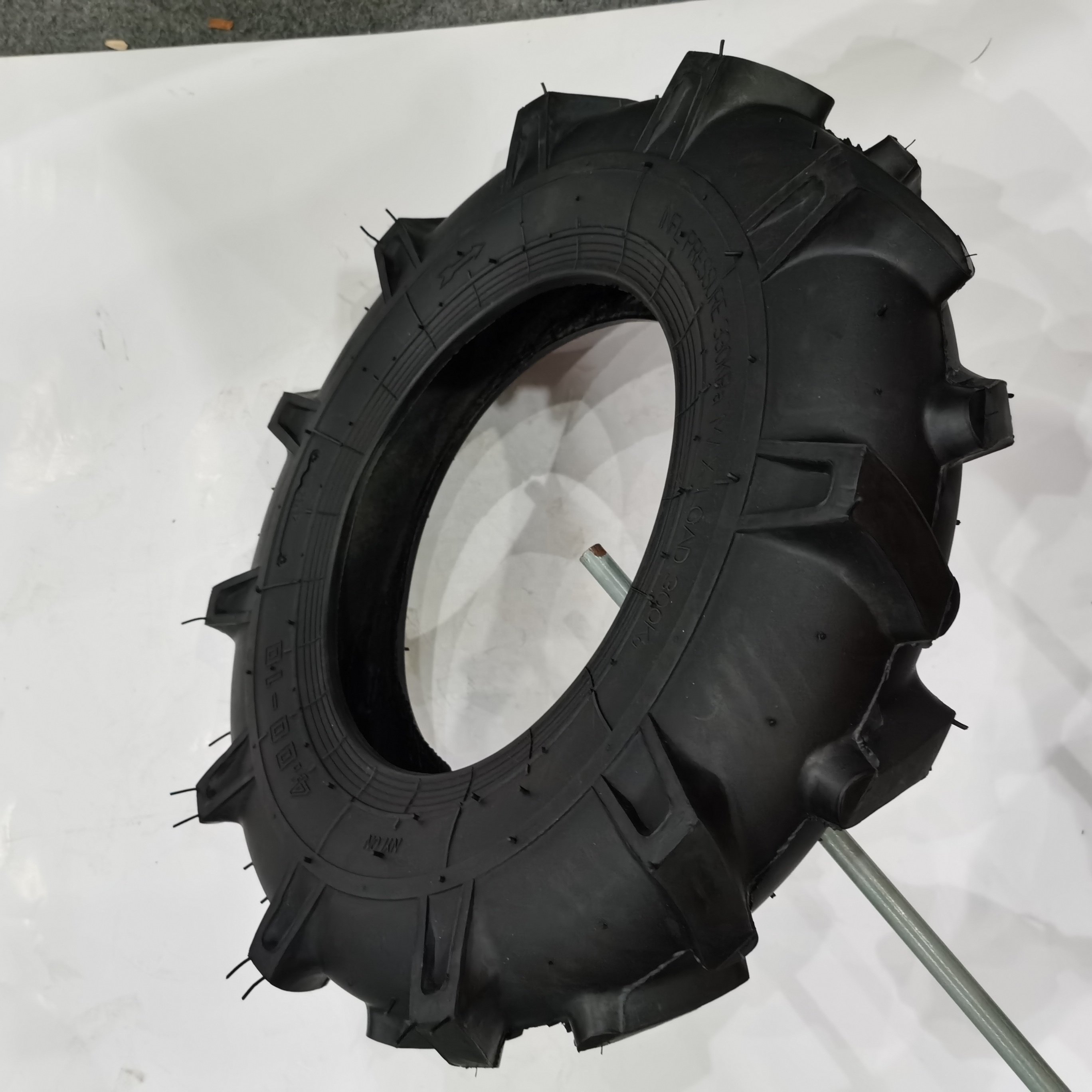 Chinese Wholesale Agricultural Tractor Tires 400-10 Herringbone Pneumatic Rubber Wheel