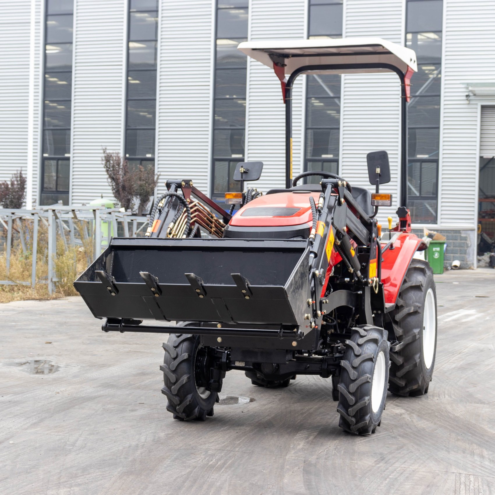 Chinese New Tractor 25hp 254 30hp 304 404 40hp Farm Machinery Mini Farming 4*4 Tractor Mini Agriculture Tractor