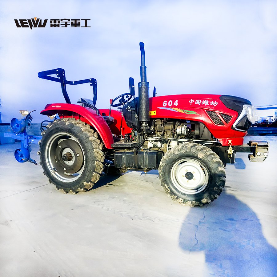 China Top Manufacturer 4x4 Mini Tractors for Agriculture Used with Lawn Mower Price Core Motor Components-on Sale