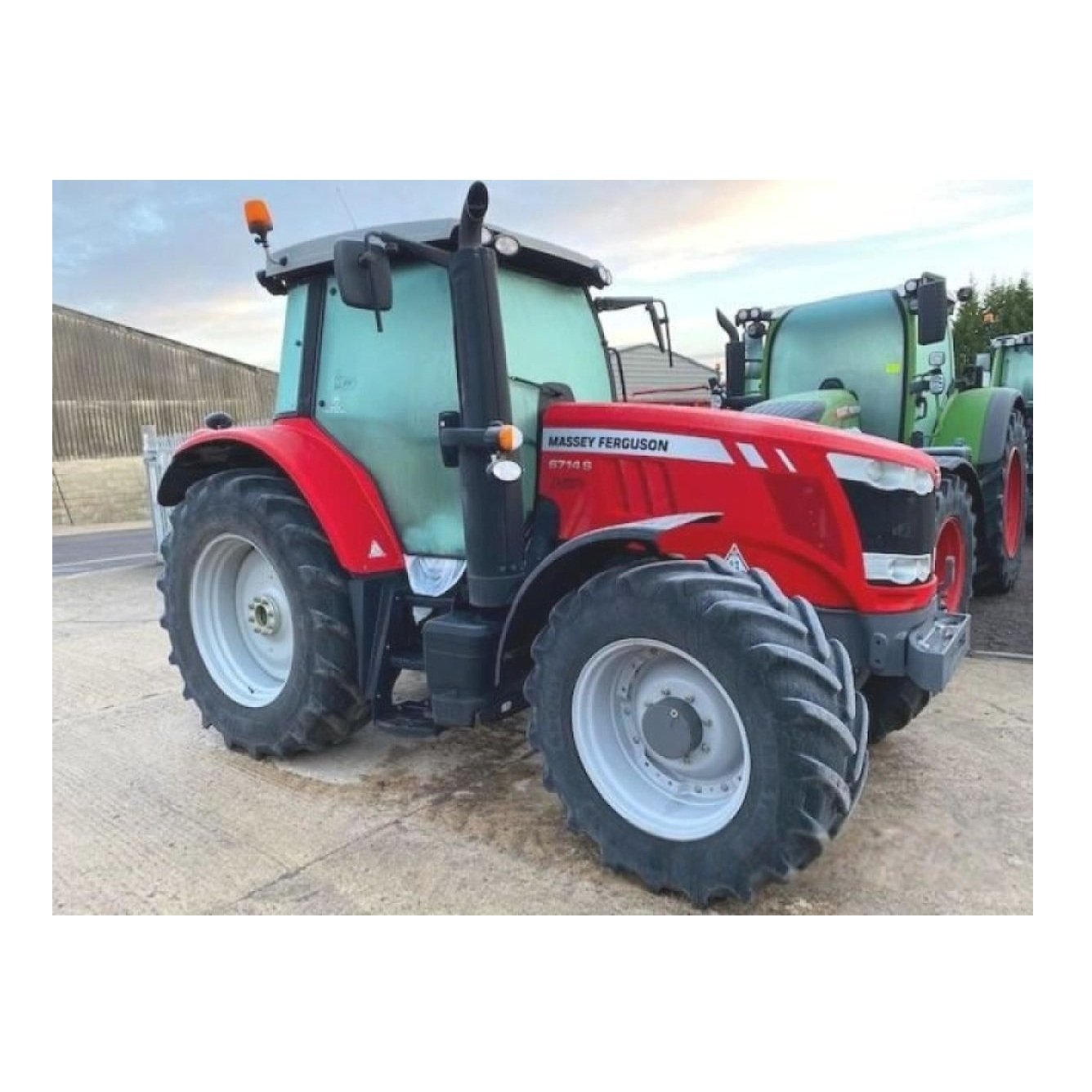 Best Quality Hot Sale Price MF Tractor Farm Equipment 4WD Used Massey Ferguson 290/385 Tractor for Agriculture