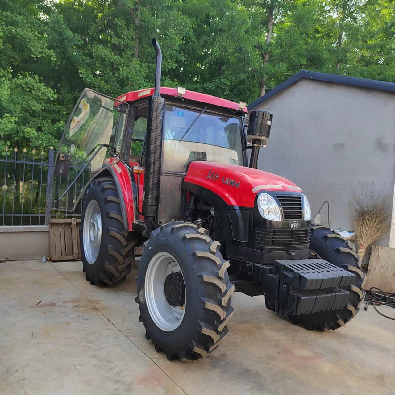 China Factory Supply YTO LX954 95HP Used Farm Tractors with Cheap Price