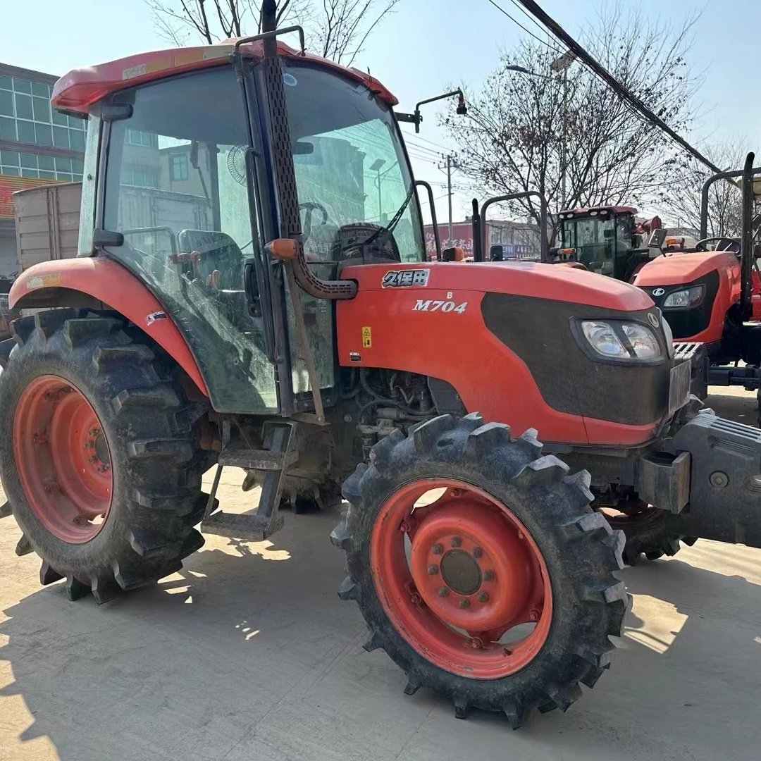 Japan Tractors Kubota M7040 70hp 4X4WD Farm Equipment Agricultural Machinery Front Shovel Loader Used Tractors ISEKI