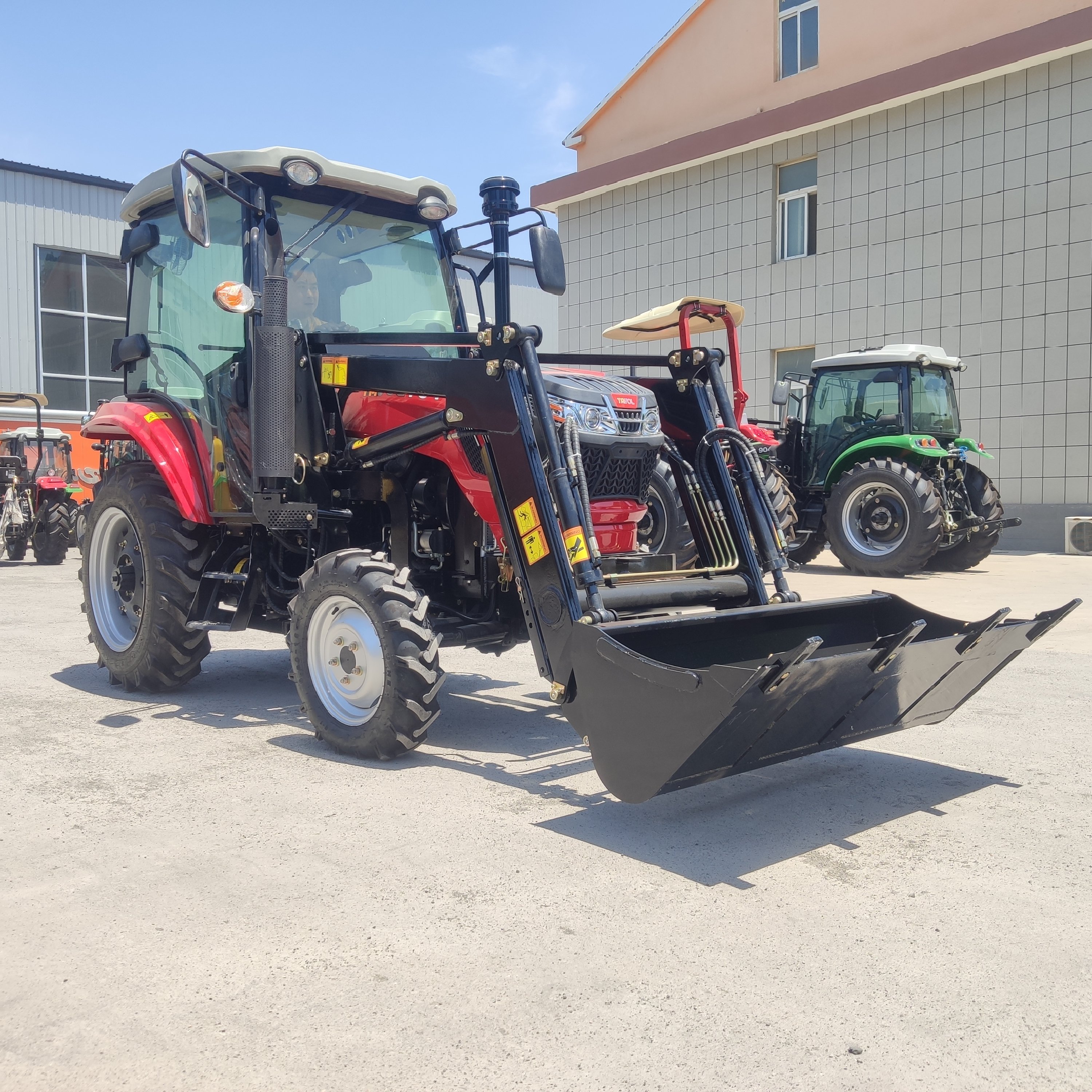Chinese 50 hp 60hp 70hp Small Agricultural Tractor With Front Loader Attachments
