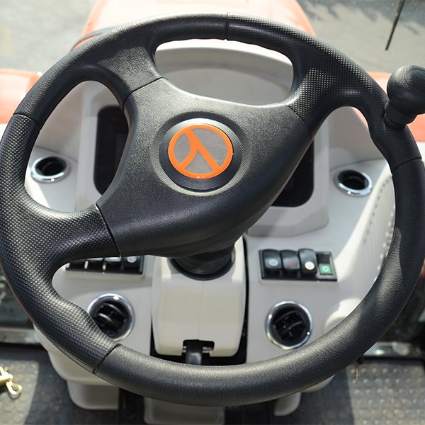 210hp Tractor Belarus Agricultural Wheel Tractor 110hp 120hp Traktor Made in China