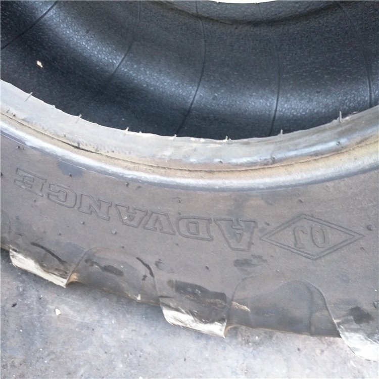 Agricultural Farm Tire R4 17.5L-24 19.5L-24 21L-24 21L-28 Industrial Tractor Tyres