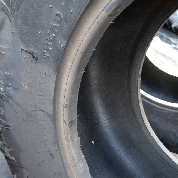 Agricultural Farm Tire R4 17.5L-24 19.5L-24 21L-24 21L-28 Industrial Tractor Tyres