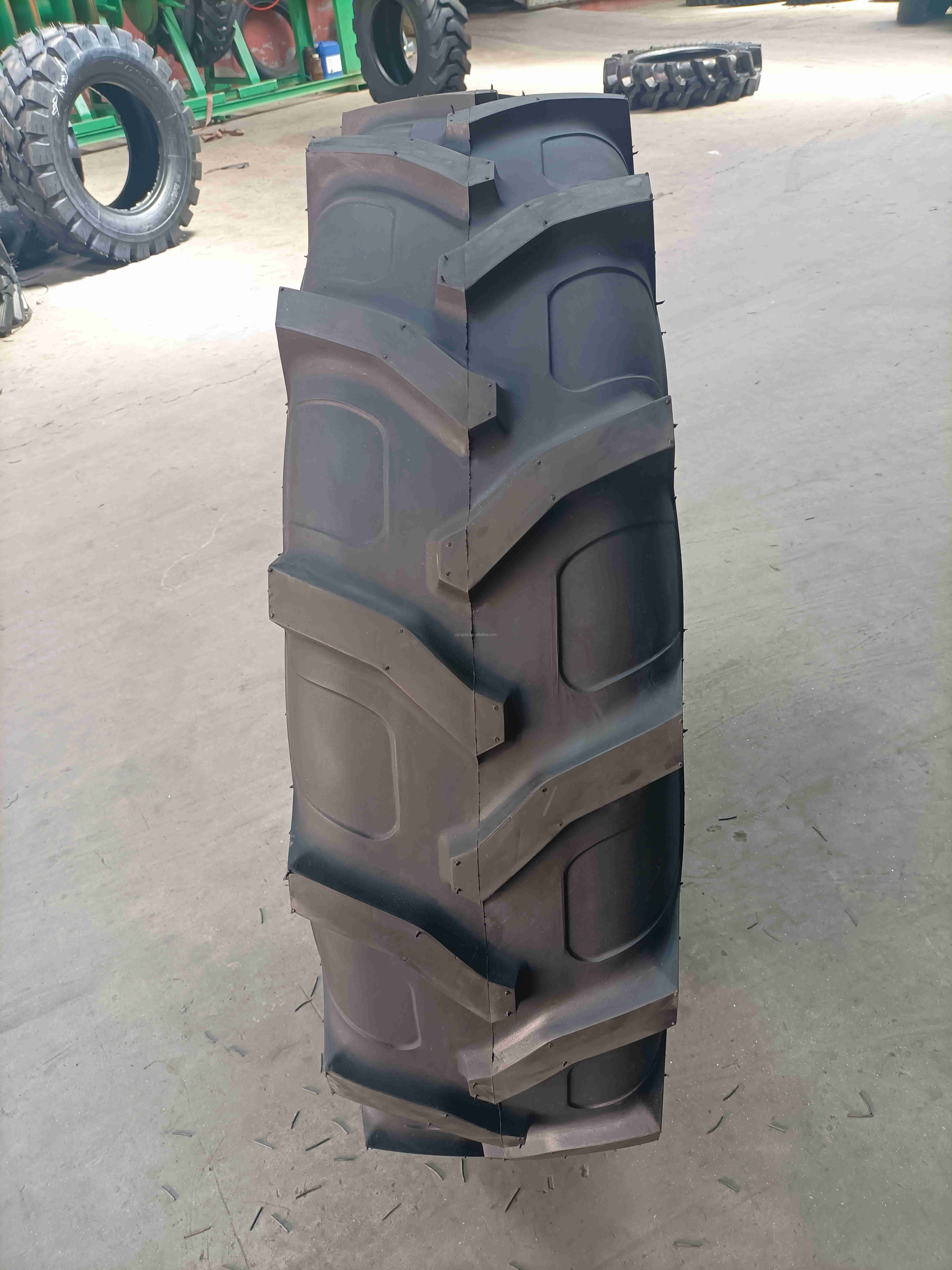 Agricultural Tractor Tyre 14.9-24 R1 Pattern Black Rubber Agricultural Tyre