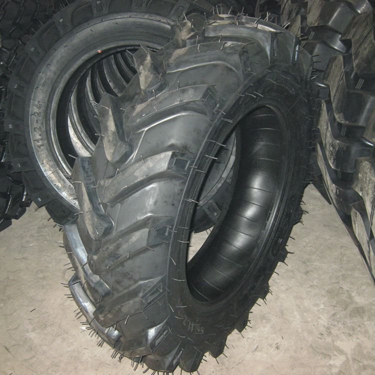 China Good Year 11.2x24 New Bias Design Agricultural Tyres 11.2-24 12.4-24 Tractor Tires for Agriculture Inner Tube