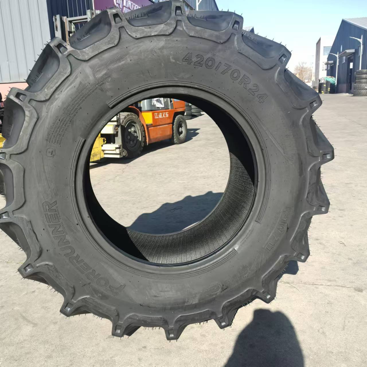 HIGH QUALITY 420/70R24 RADIAL AGRICULTURAL TRACTOR FARM TYRE