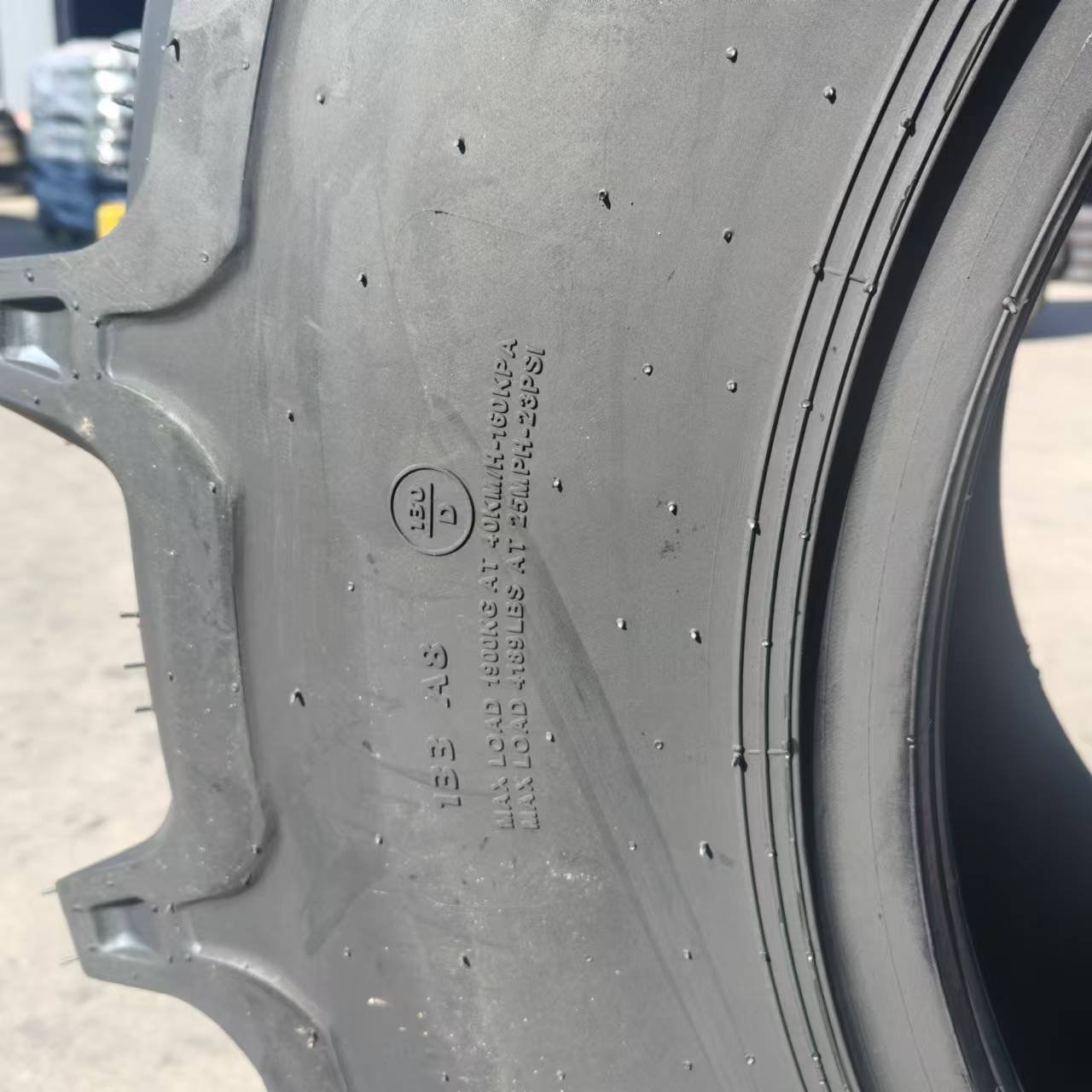 HIGH QUALITY 420/70R24 RADIAL AGRICULTURAL TRACTOR FARM TYRE