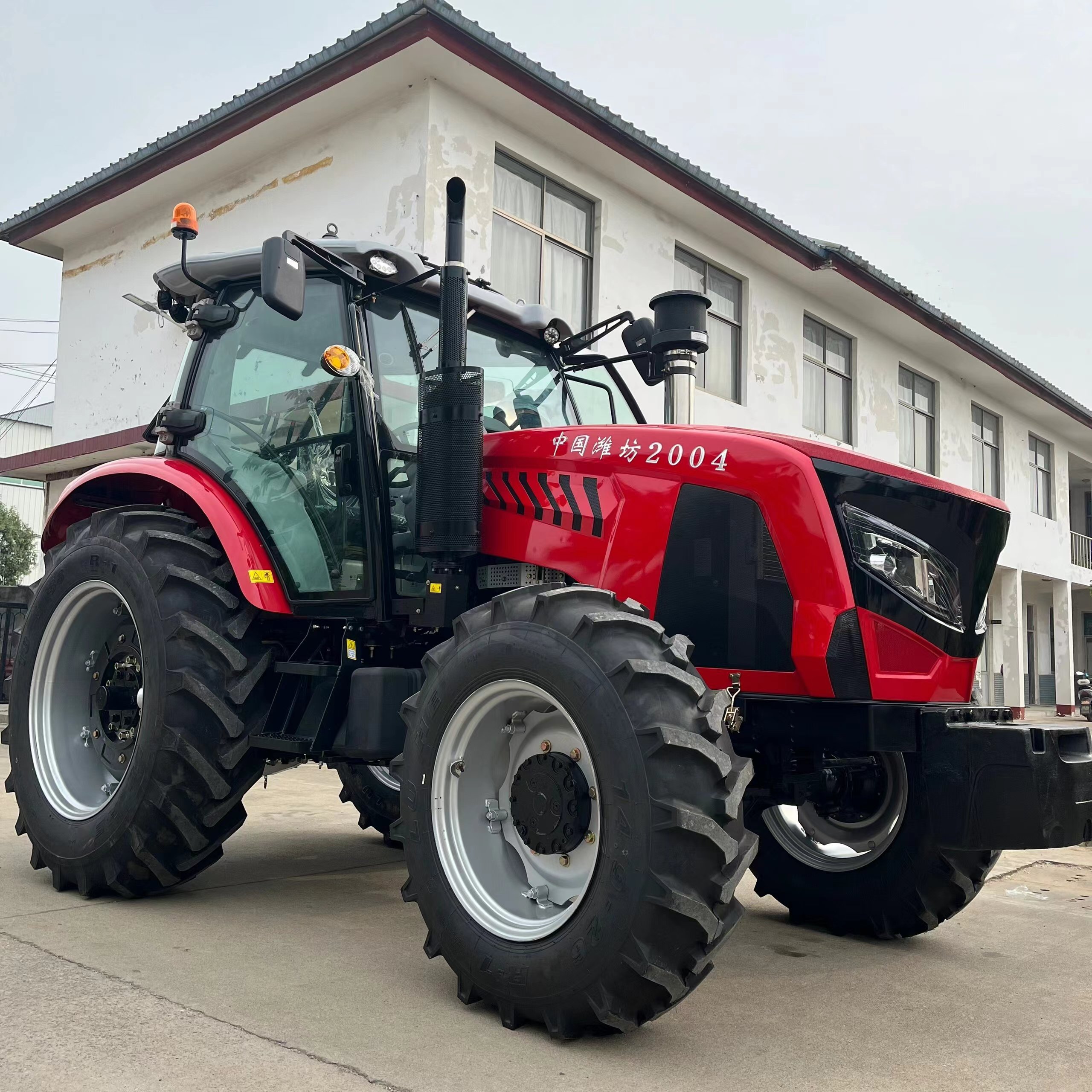 Hai Chuan Small Tractor Farm 30hp 35hp 40hp 4wd 4x4 Tractors for Agriculture