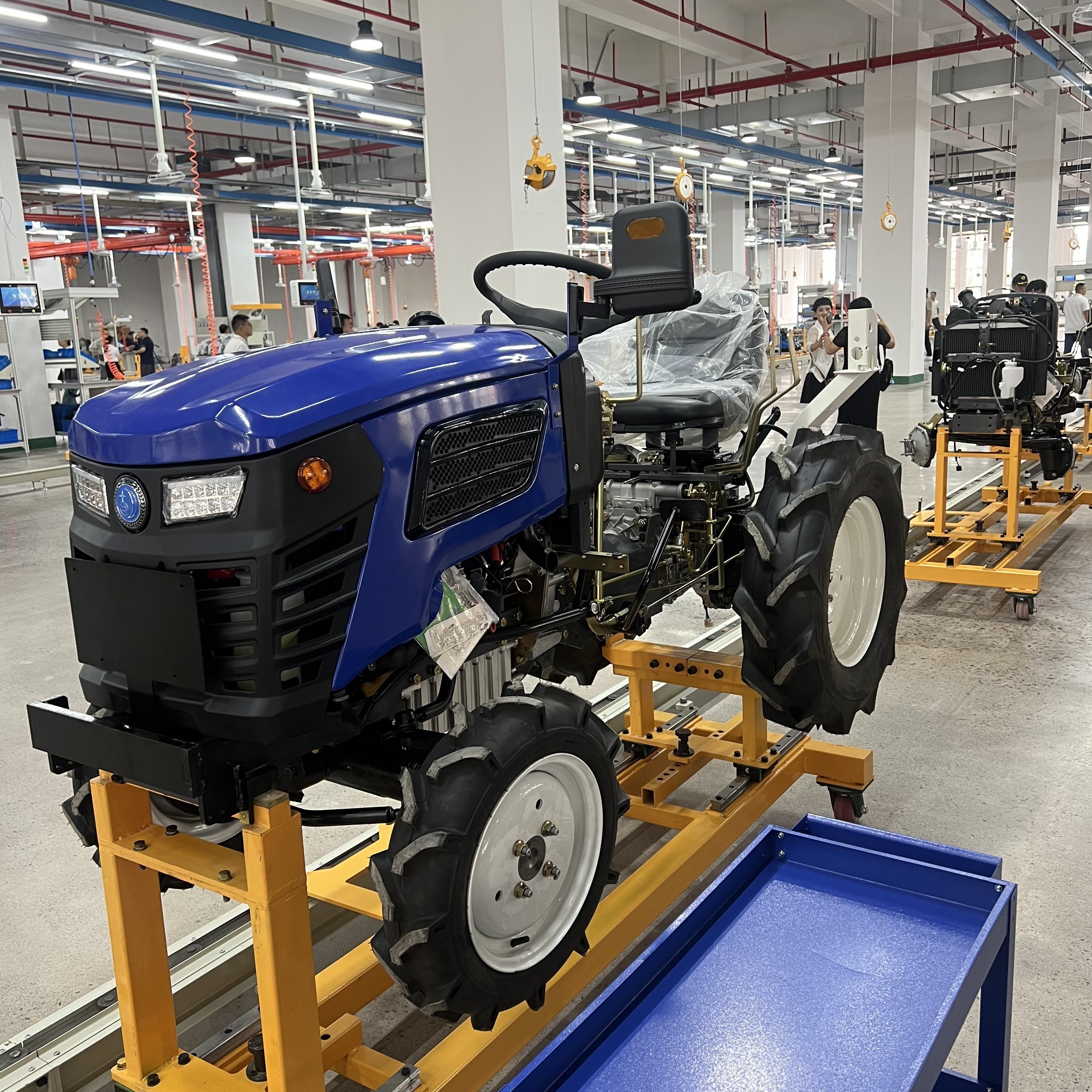 Wheeled Compact Tractor 30hp Agricultural Farm Mini Farm Tractor for Sale