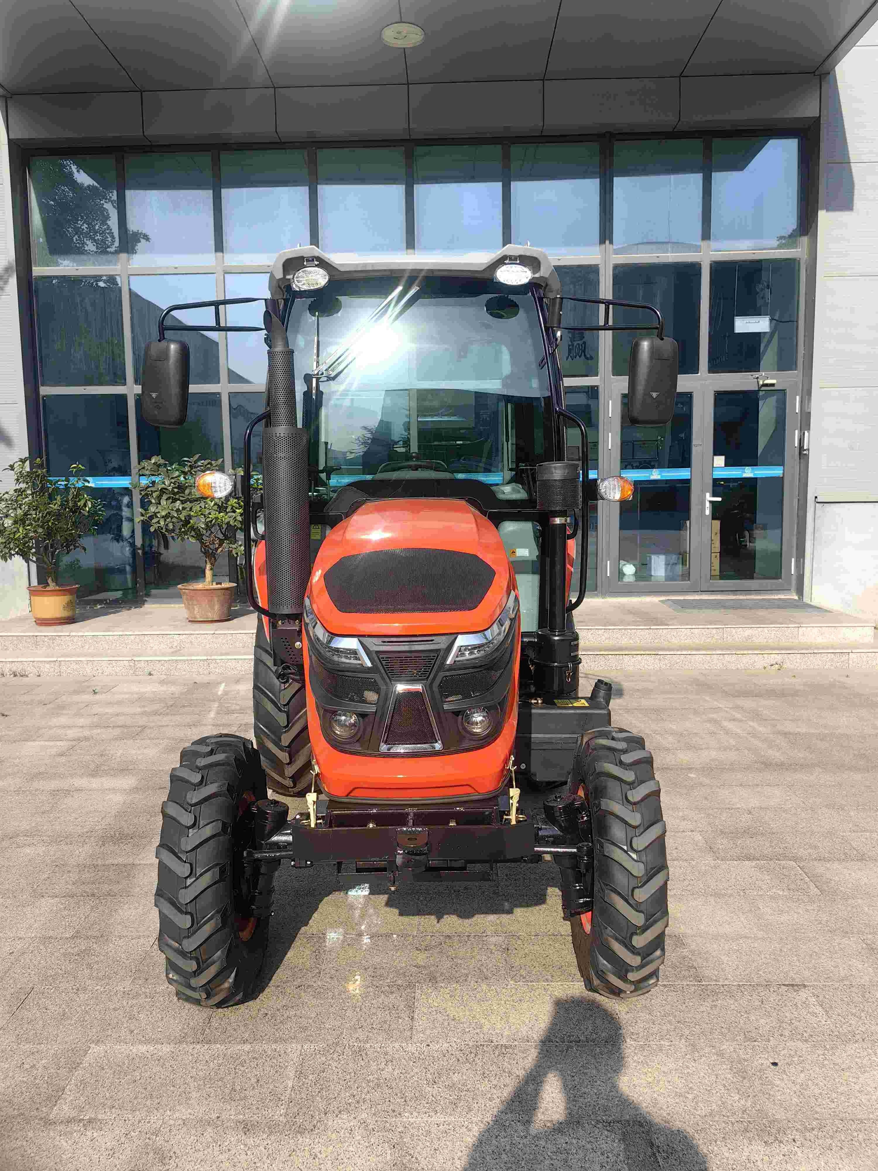 90HP 100HP 120HP 160HP Famous Brand Engine Power Big Tractor 4*4 Wheels Tractor for Farm Use