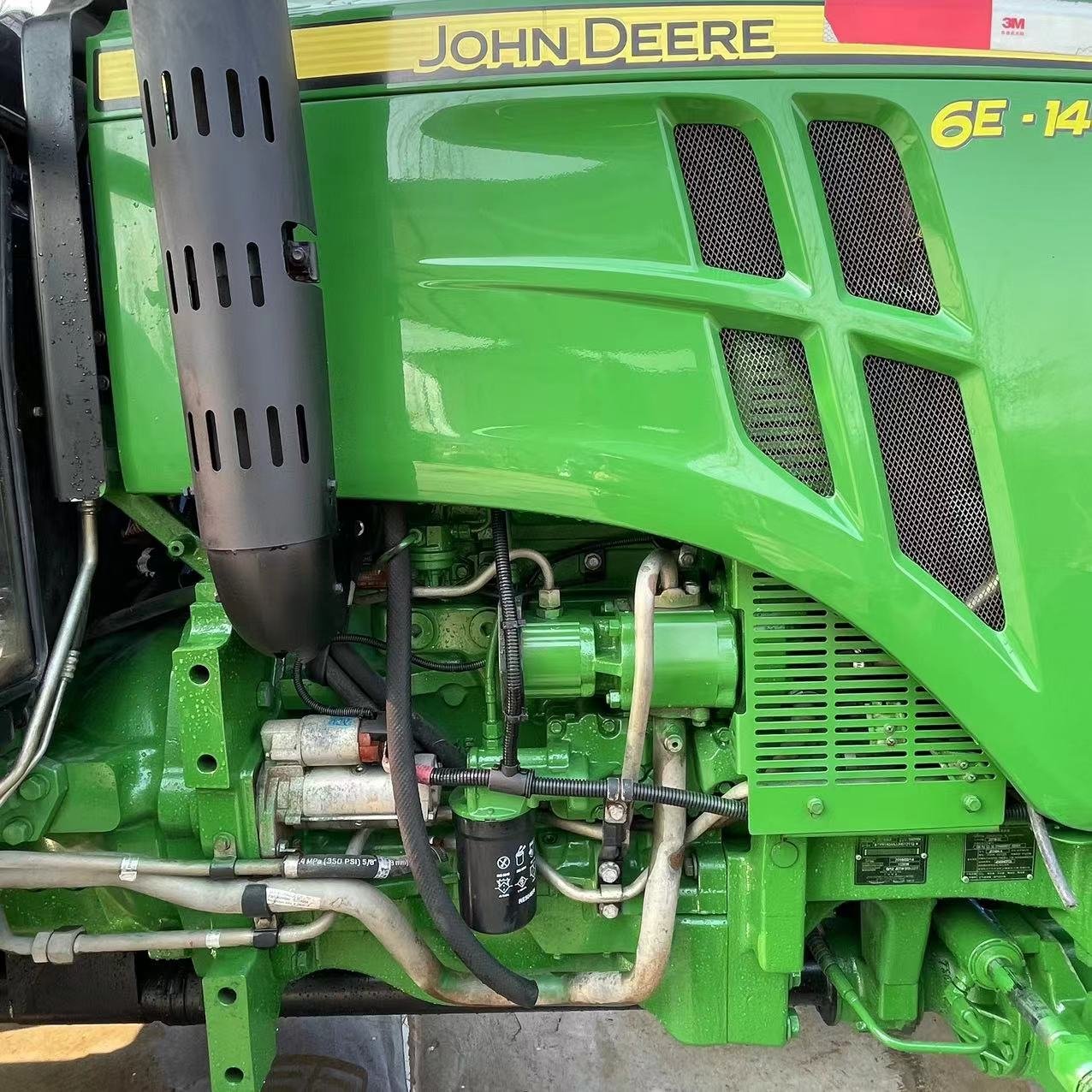 Fast Delivery Second Hand Tractors 4X4wd 140HP and Farming Equipment for Sale