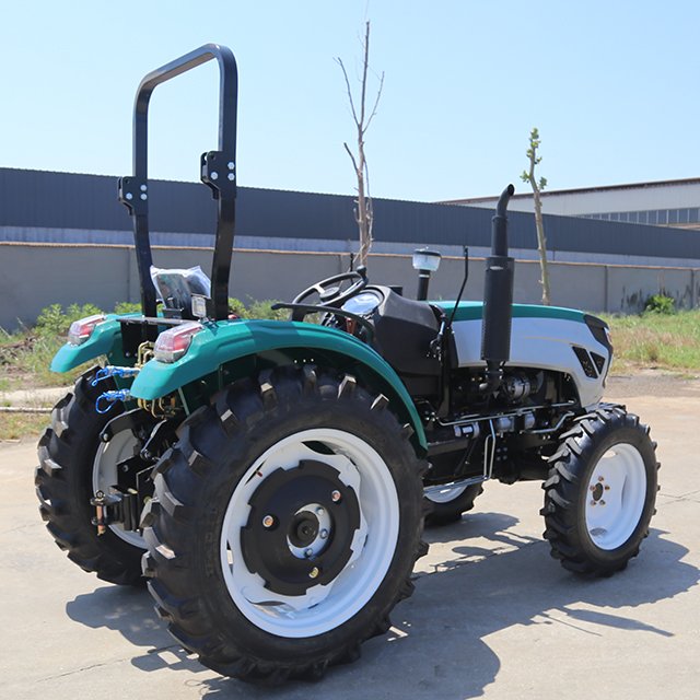 Agricultural Machinery Mini Low Price Chinese Tractor Compact Farm Tractor with Ce and Epa