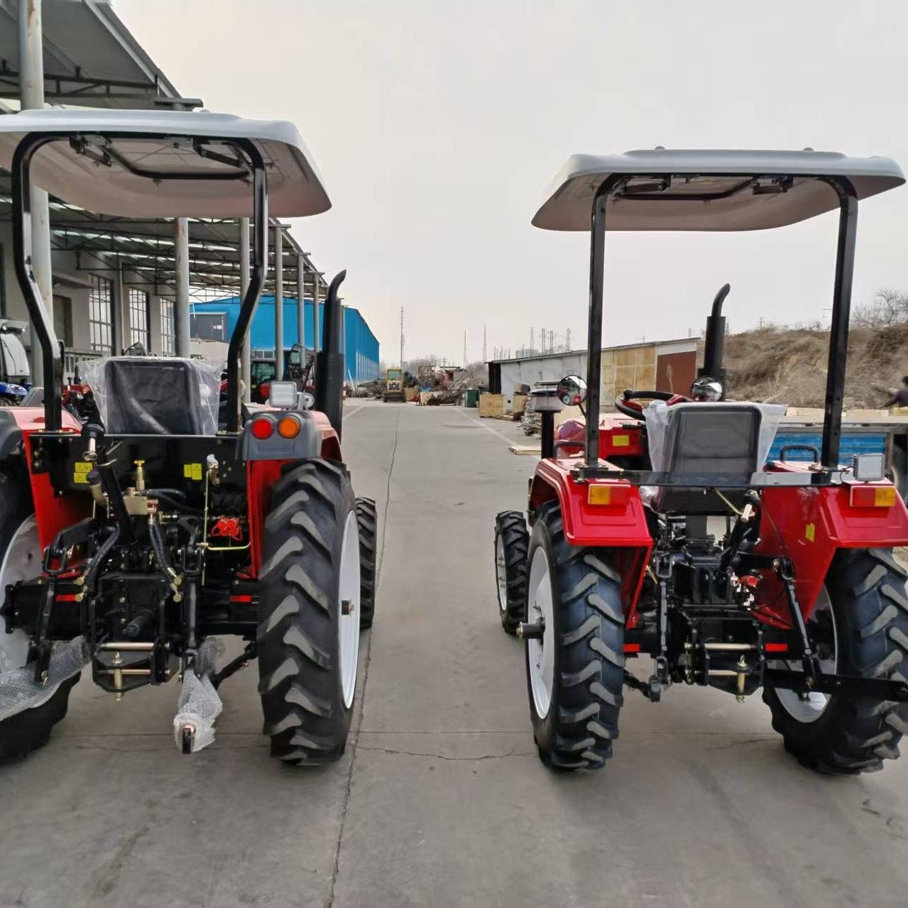 Multifunctional Electric Loader Tractor With 4WD Wheel 50HP~200HP Engine and Gear Core Components for Farm & Agriculture