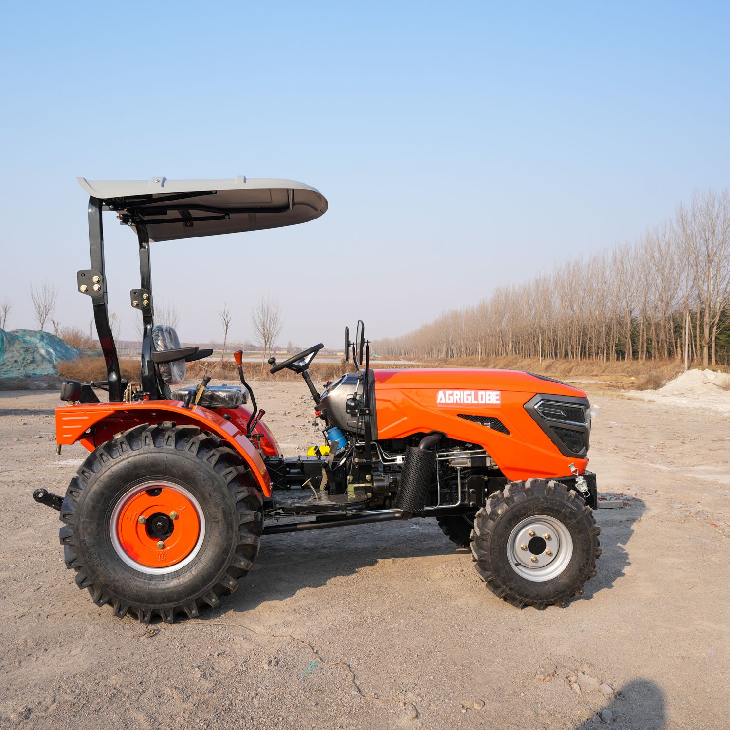 Mini Farm Tractor Farm Implements Small Agricultural 40HP 50HP 60HP 4WD Tractor with Awning