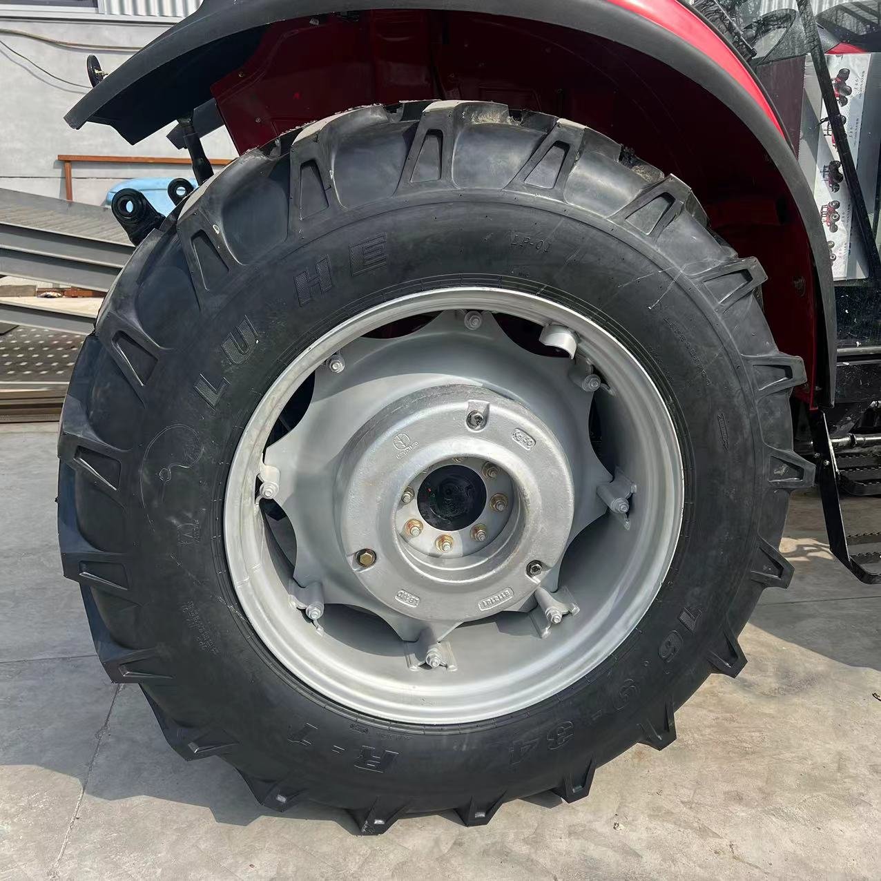 Yto 90hp Tractors LX904 Agricultural Equipment Buy Tractor Used Tractors