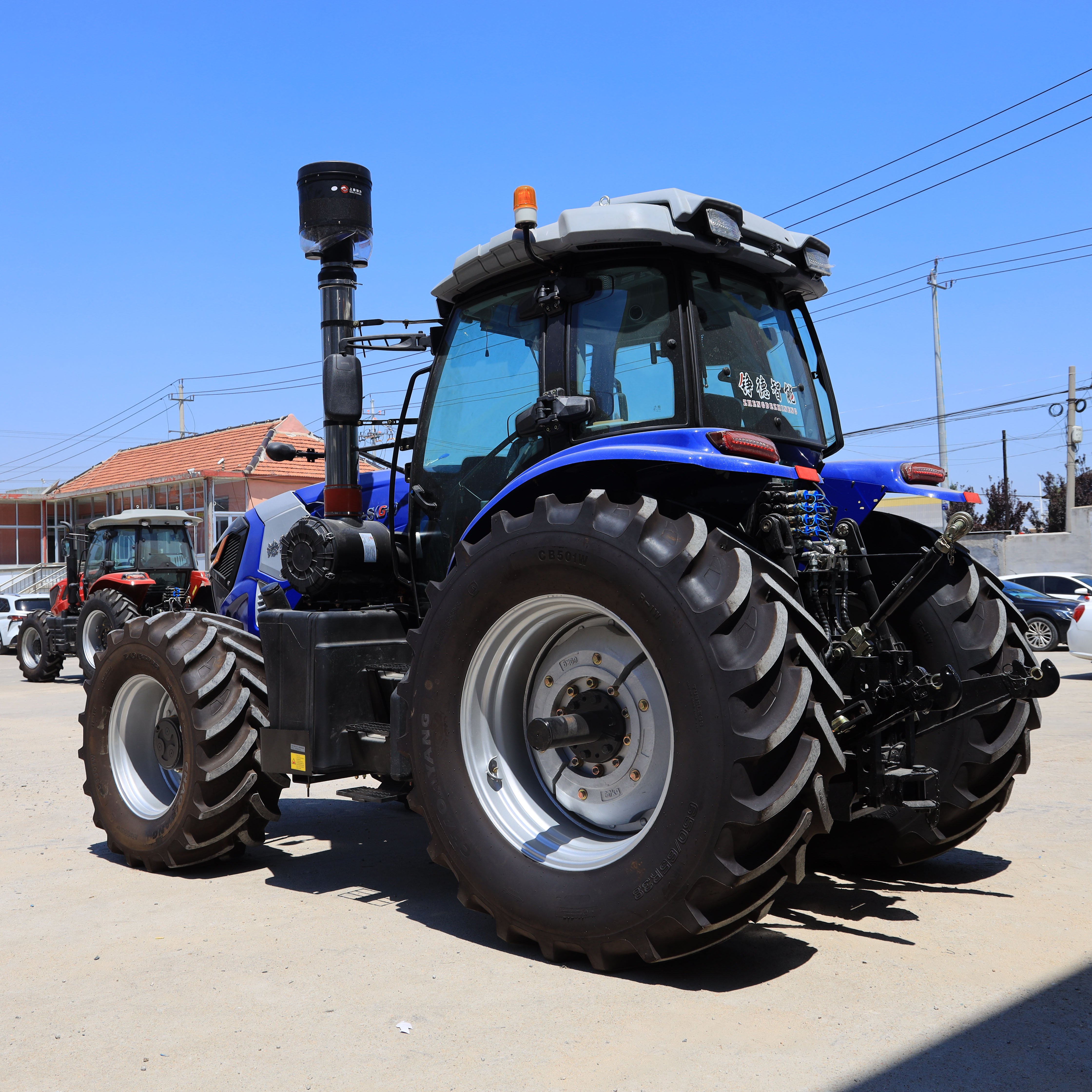 China Agriculture China Farm Tractor 4X4 Agricultural 240HP 260 HP 280 HP Heavy Duty Tractors for Sale