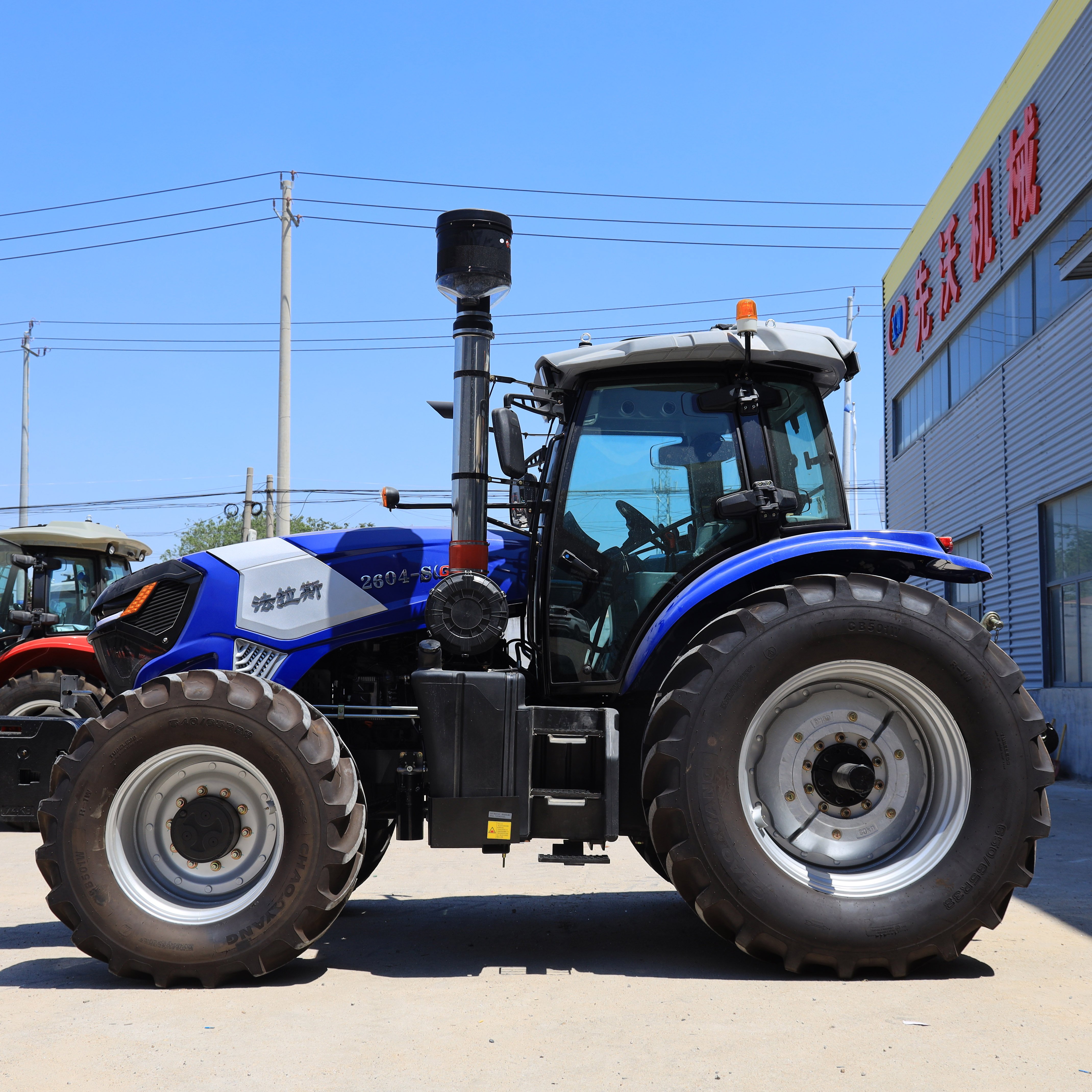 China Agriculture China Farm Tractor 4X4 Agricultural 240HP 260 HP 280 HP Heavy Duty Tractors for Sale