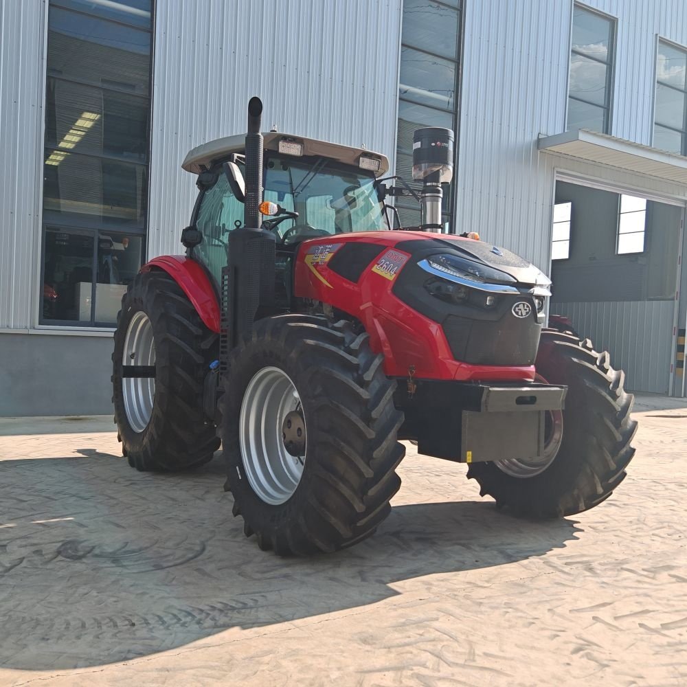 Agriculture Equipment 4X4 240HP 260HP 280HP Tractor for Farm