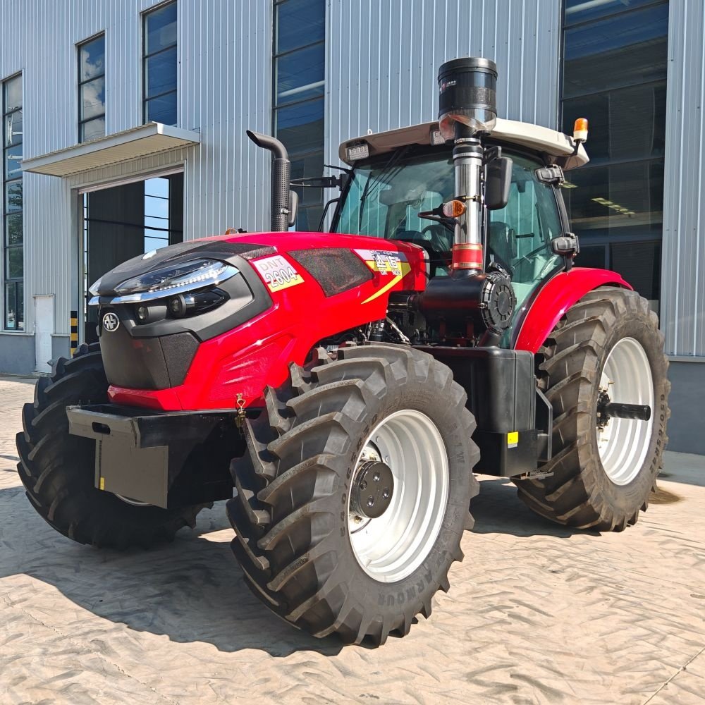 Agriculture Equipment 4X4 240HP 260HP 280HP Tractor for Farm