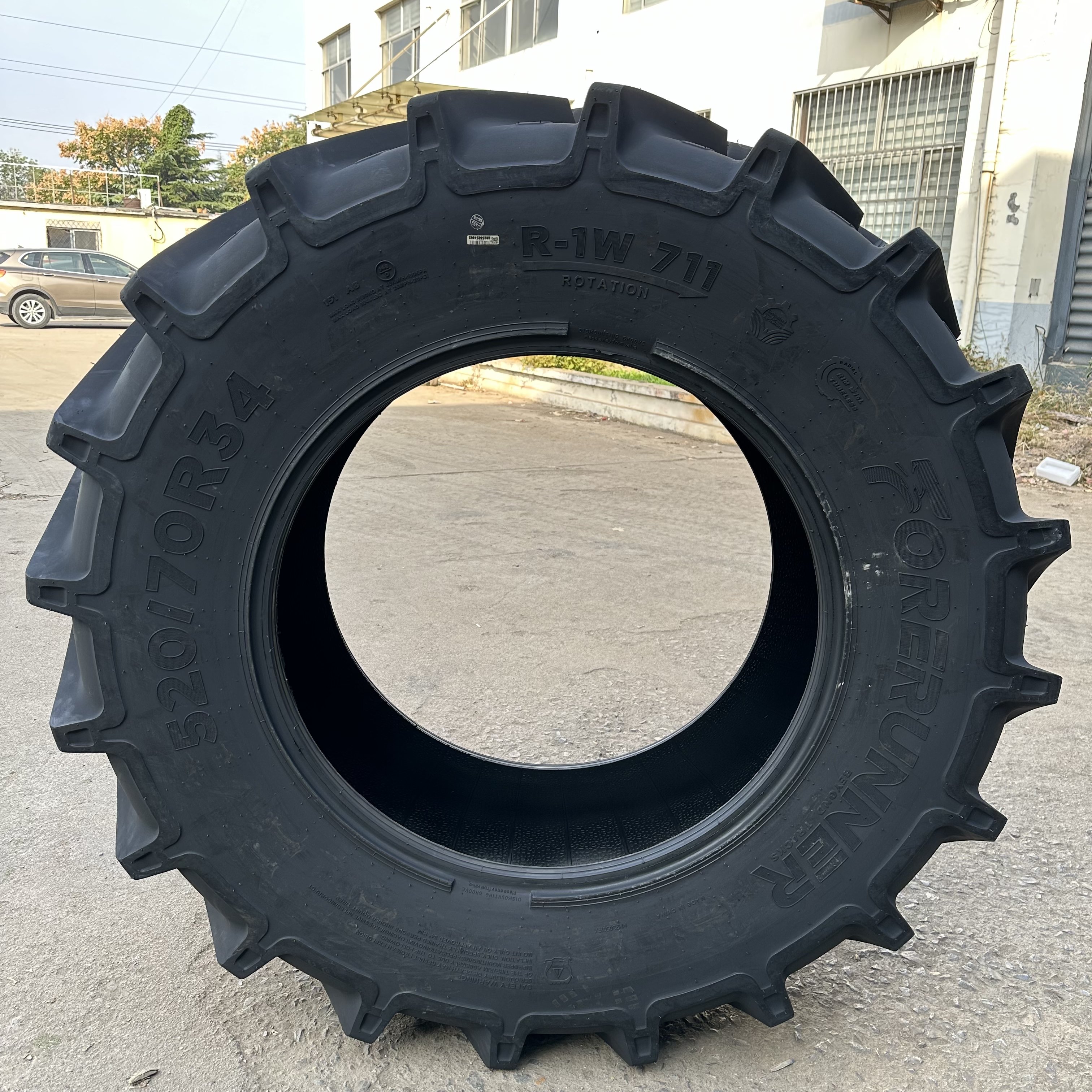 Wholesale Radial Agricultural Tire 520/70R34(20.8R38) 420/85R34(16.9R34) Tractor Tyres