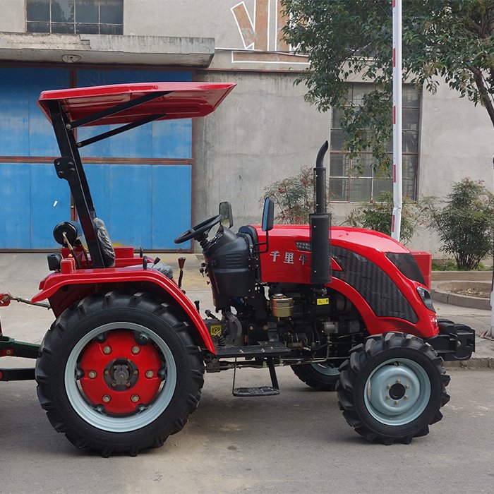 Farm Machinery Equipment Agricultural Traktor 4X4 Mini Farm 4WD Compact Tractor 25 HP Small Tractor for Garden and Farming Land