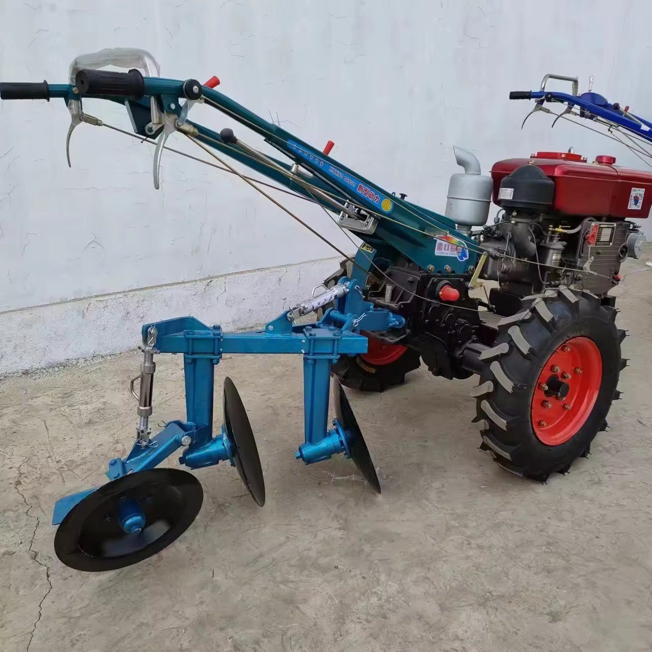 Multifunctional 8hp18hp 20hp 22hp Two Wheels diesel Walking Tractors Mini Potato Harvester with Walking Tractor