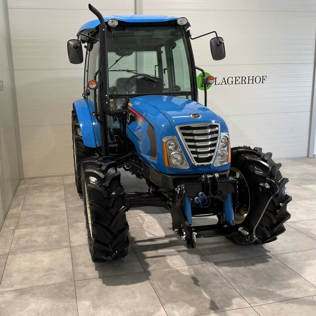 Massey Ferguson LS Tractor XU6168 PST+EHR Used Crawler Hydraulic Heading Tractor for Farming with Pump Gearbox Core Components