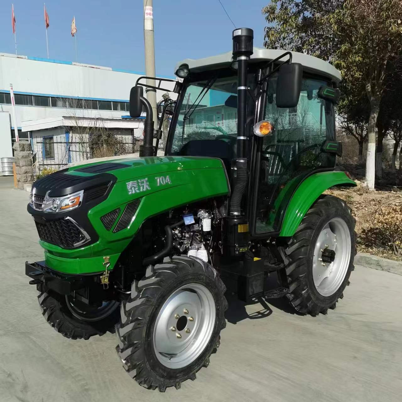 50-70HP 4WD Farm Machinery Tractors Fully Automatic Chinese Machine Agricultural