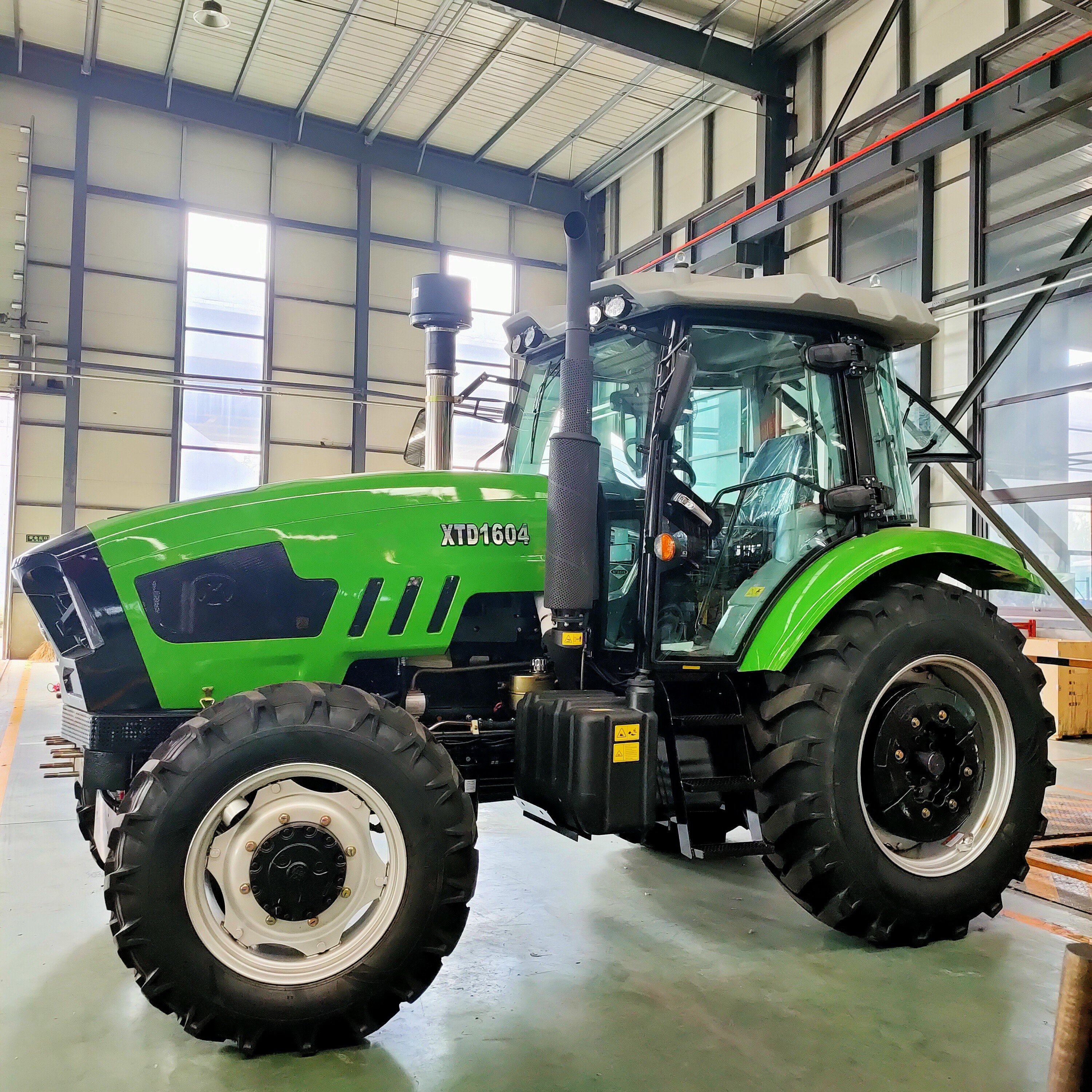 4x4 110hp AC Cabin Traktor Farm Agriculture Tractors diesel Engine Trator Hydraulic System Trator